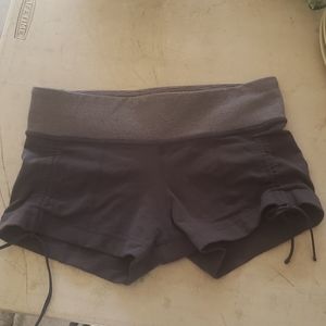 Lululemon side synch shorts